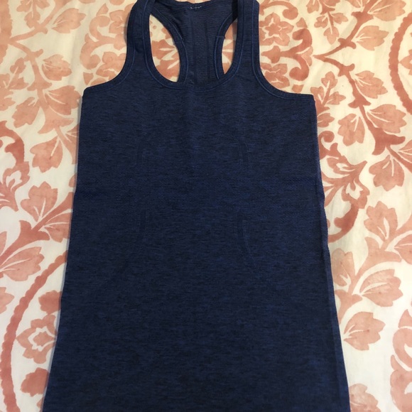 lululemon athletica Tops - Lululemon Swiftly Tank Racerback size 4 navy/black